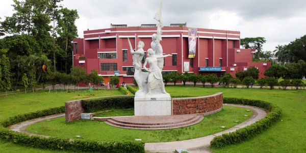 নতুন শিক্ষাবর্ষে বাকৃবির নবীনদের যাত্রা শুরু ৬ জানুয়ারি