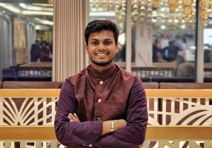 শখের বাইকেই প্রাণ হারালেন বাকৃবি শিক্ষার্থী ফুয়াদ
