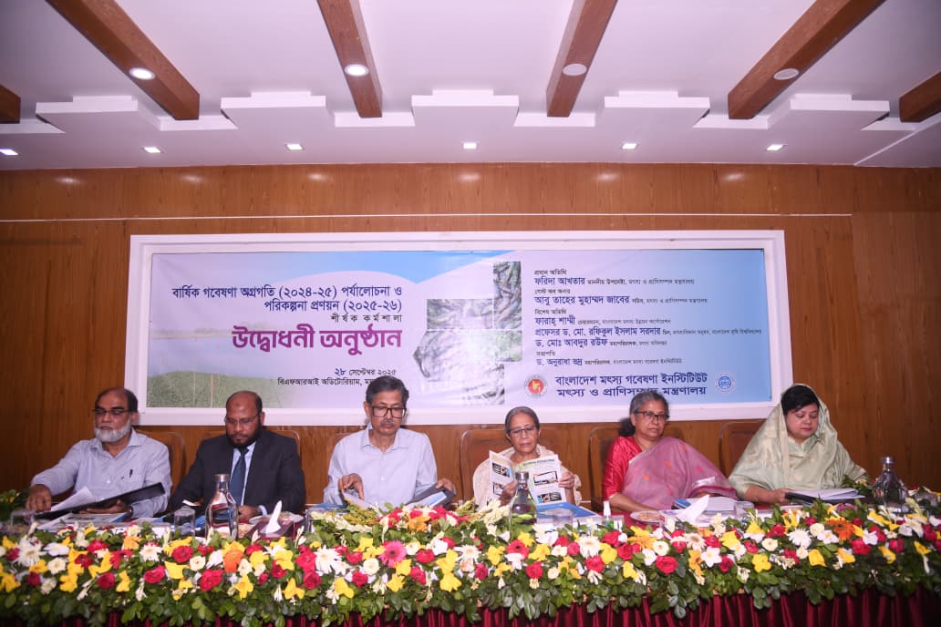 মৎস্য সম্পদ রক্ষায় সমুদ্রে অতিআহরণ নিয়ন্ত্রণে বিধিবদ্ধ পদক্ষেপ নেবে সরকার