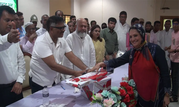 কৃষি ও কৃষকের উন্নয়নে কাজ করছে সরকার : হুইপ দুলু