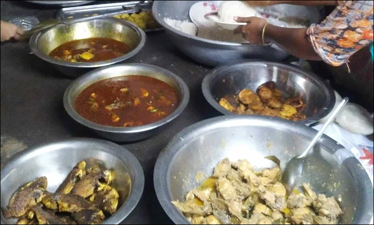 বাকৃবির রোকেয়া হলে ডাইনিংয়ের বদলে ক্যান্টিন চালু