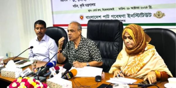 পলিথিন নিষিদ্ধ: কৃষকদের জন্য নতুন সুযোগ