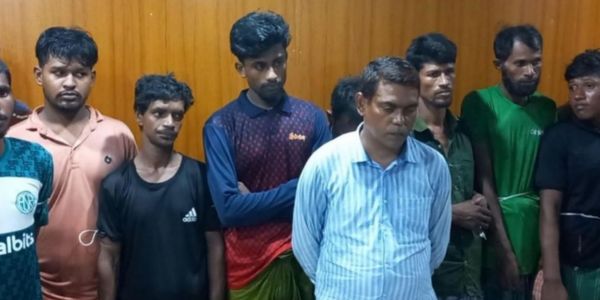 নিষেধাজ্ঞায় ইলিশ ধরায় কৃষি ব্যাংকের এজিএম আটক, বললেন ‘জেলেদের সঙ্গে ঘুরতে গিয়েছি’